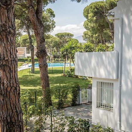 Beachside Cosy Apartment With Pool Estepona Dış mekan fotoğraf